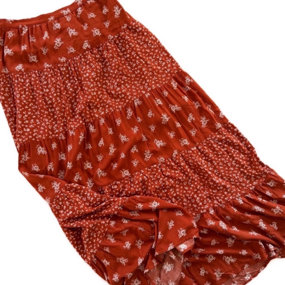 ✨ Alter’d State Rust Floral Tiered Midi Skirt – XL - Picture 4 of 10